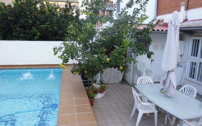 Piscina de Casa o xalet en venda en Alzira amb Aire condicionat, Terrassa i Piscina