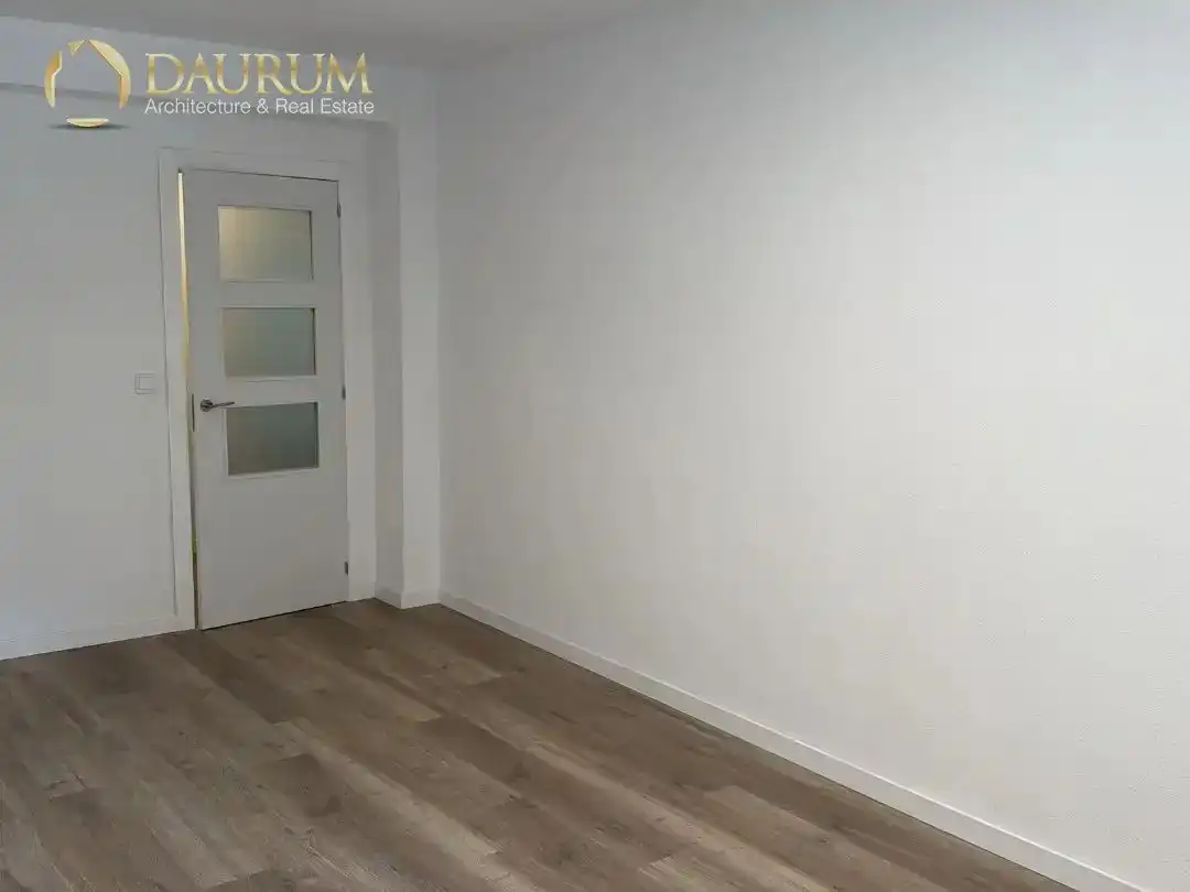Piso con ascensor en venta en Tato, imagen 2