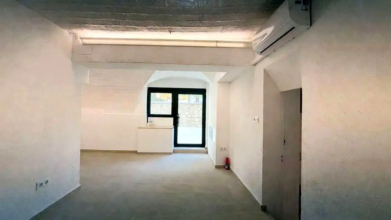 Ground floor for rent in Palau-saverdera, Girona