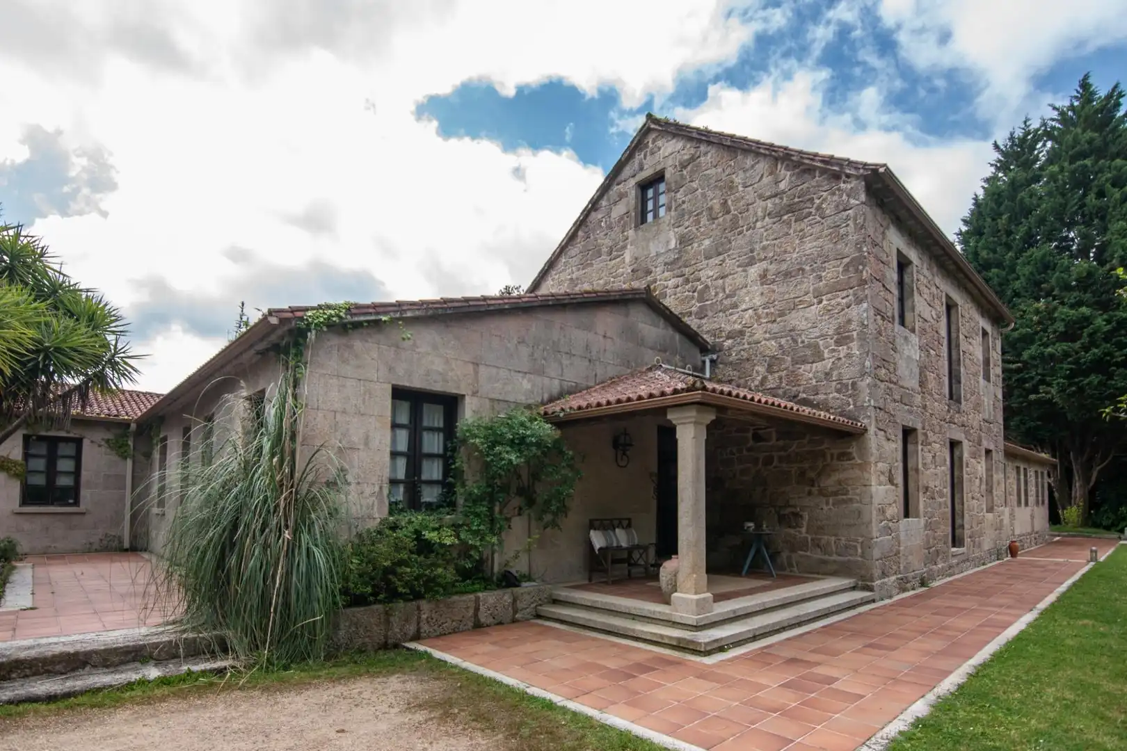 Vista exterior de Finca rústica en venta en Cuntis con Jardín privado, Terraza y Piscina