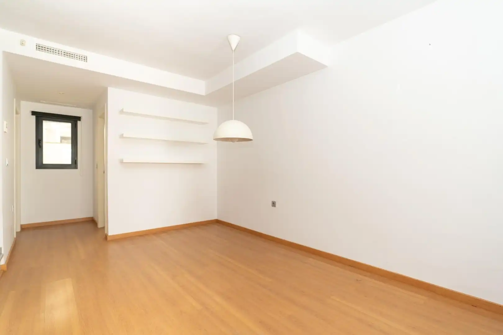 Casa adosada en venta en Motril con Aire acondicionado, Terraza y Trastero