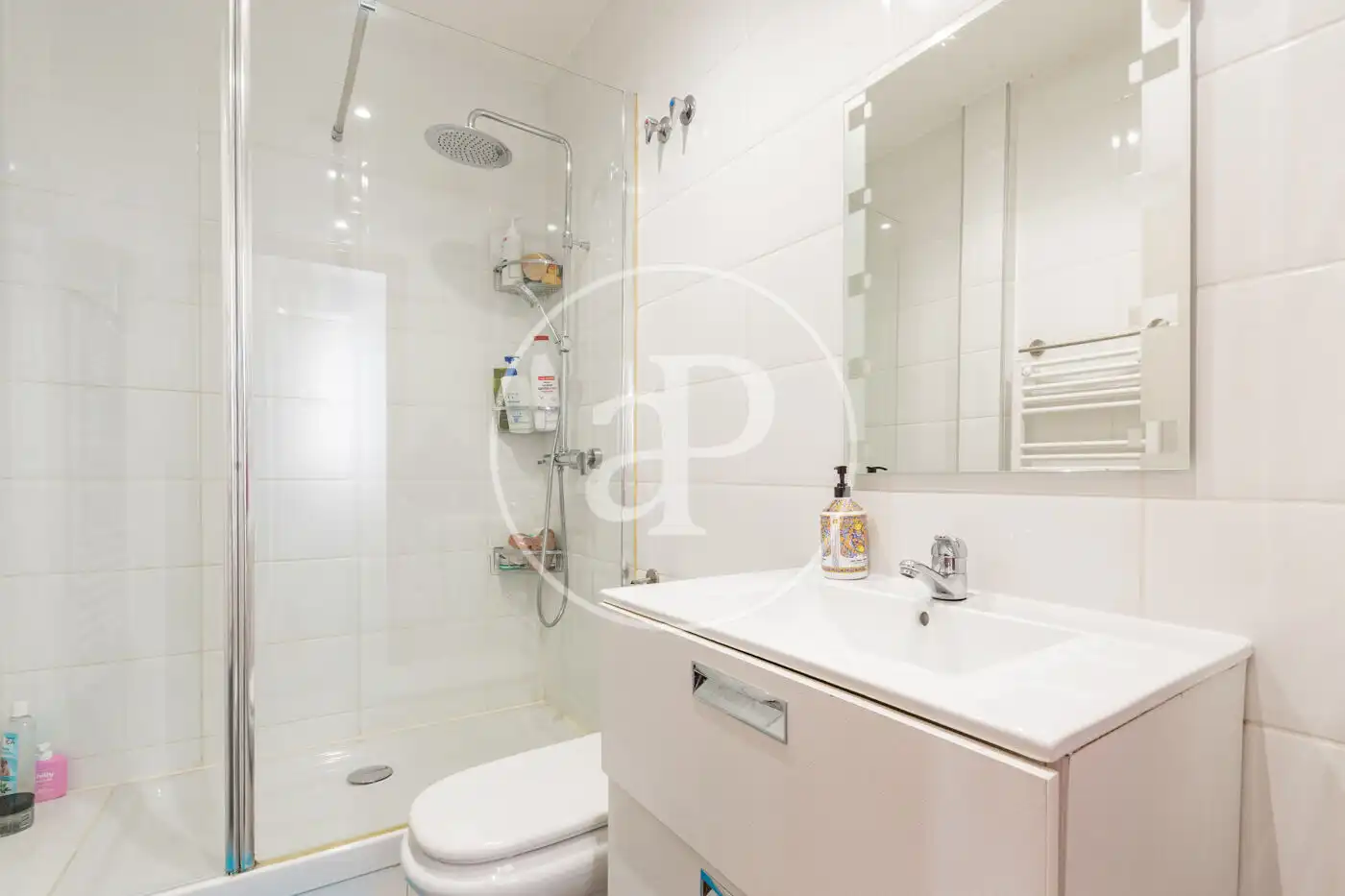 Baño de Ático en venta en Madrid con Aire acondicionado y Terraza