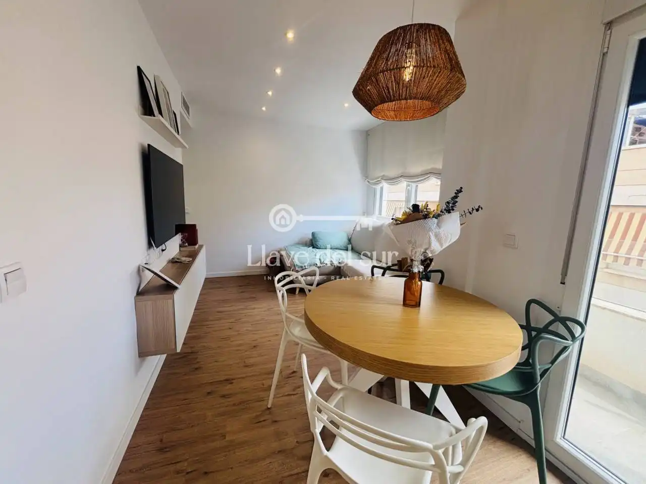 Flat with terrace for sale in Casco Antiguo, imagen 4