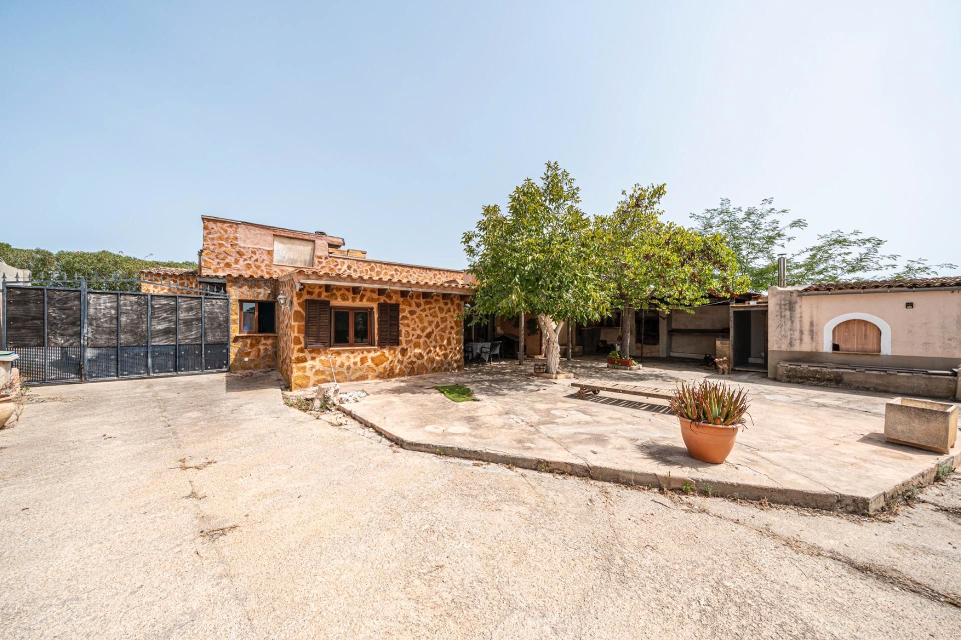 Exterior view of Country house for sale in Manacor