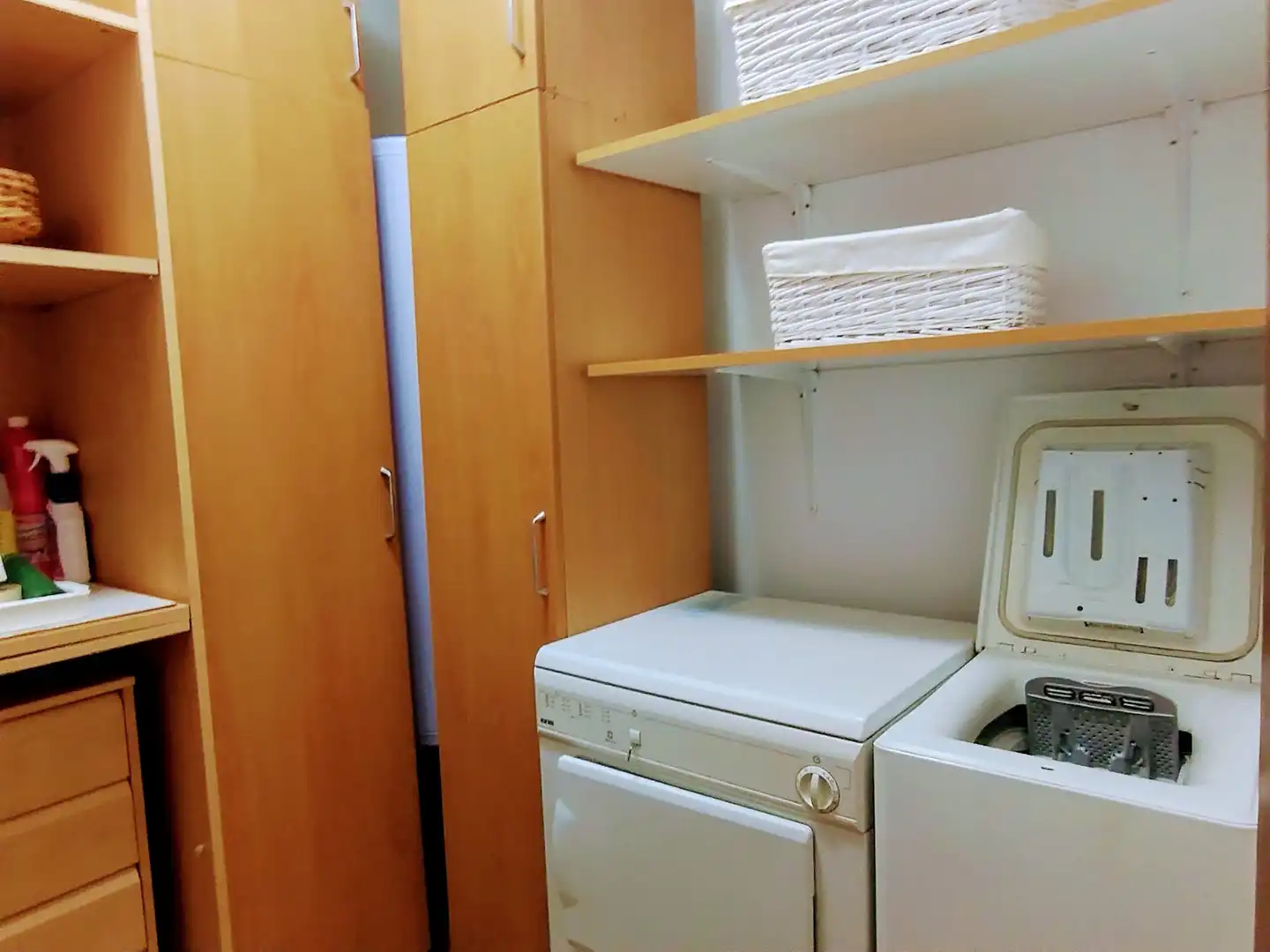 Kitchen of Flat for rent in Santiago de Compostela   with Heating, Furnished and Oven