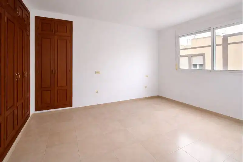 Casa adosada en venta en Calle Avellano, 26, La Laguna