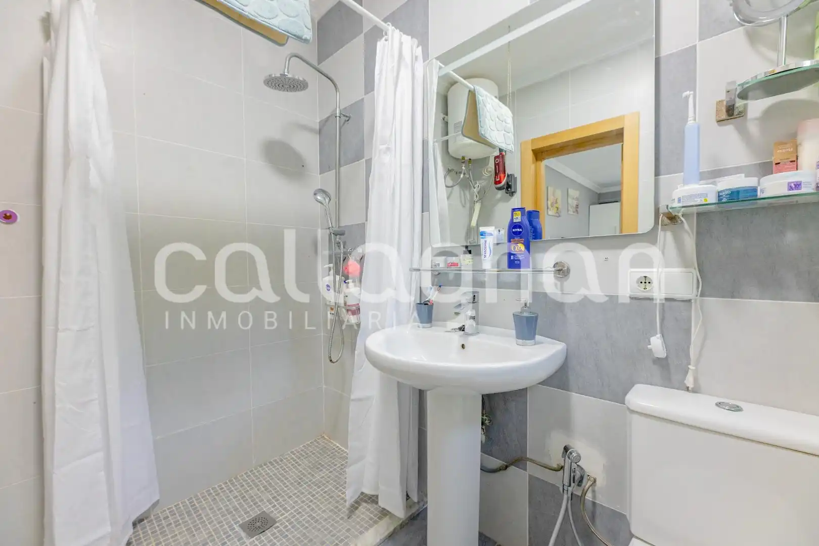Baño de Casa o chalet en venta en Llíria con Aire acondicionado, Jardín privado y Terraza