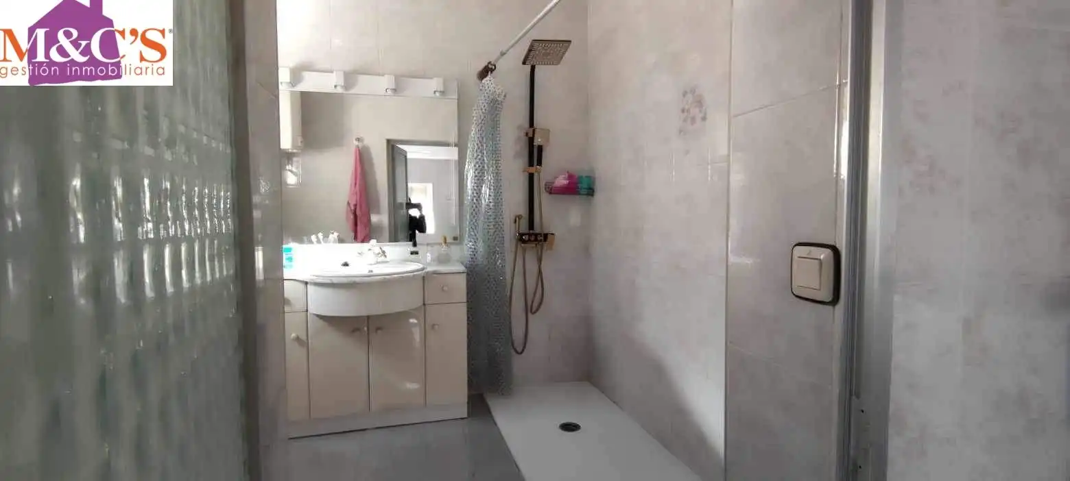 Bany de Casa o xalet en venda en Puertollano