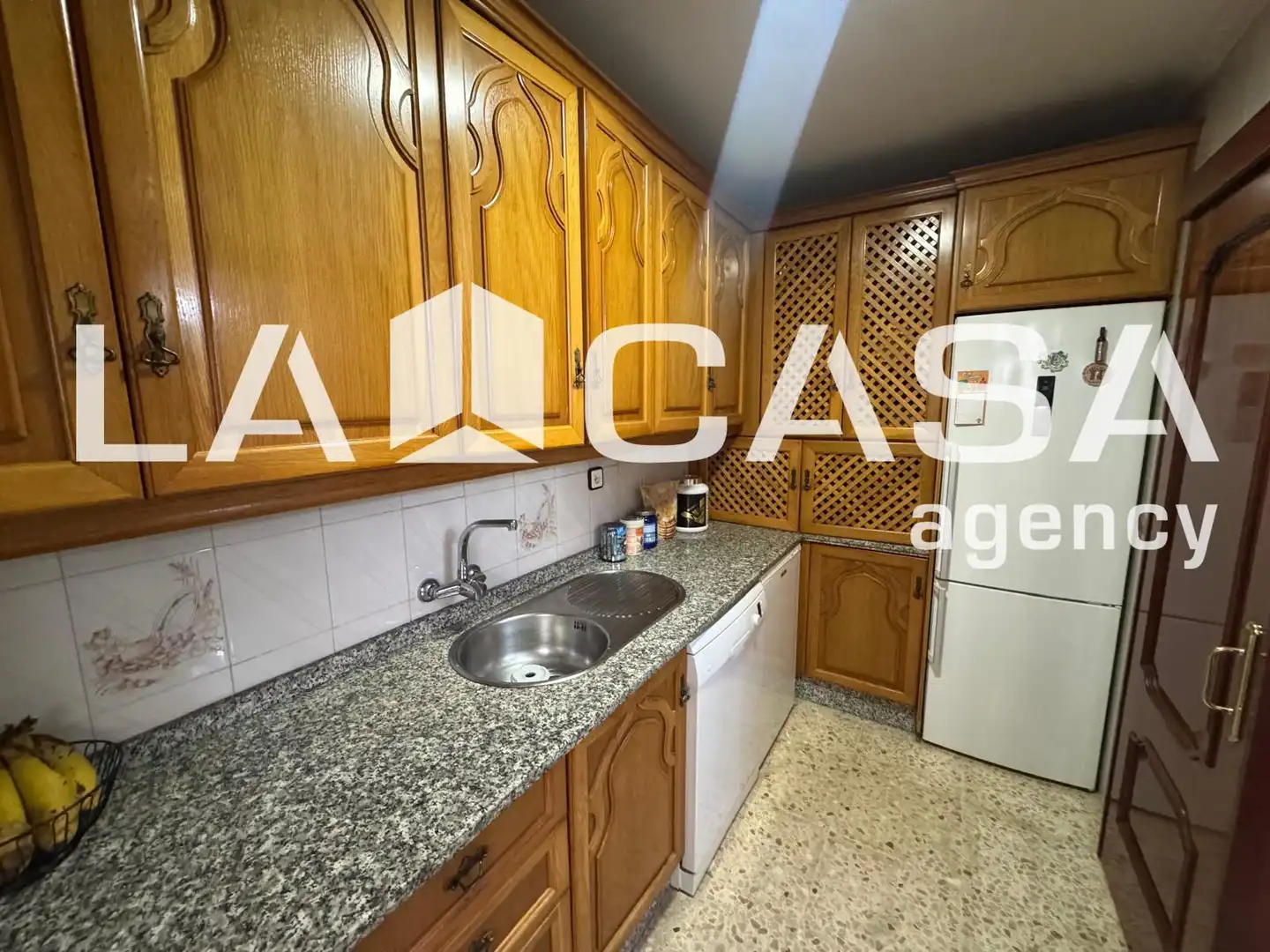 Kitchen of Houses for sale in Sevilla  with Air Conditioner and Storage room
