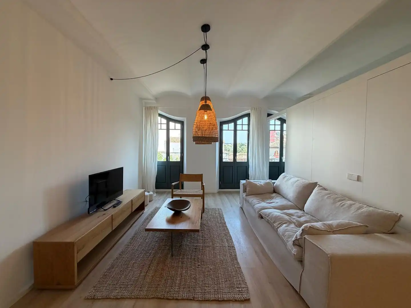 Sala de estar de Piso de alquiler en Girona con Aire acondicionado, Calefacción y Amueblado