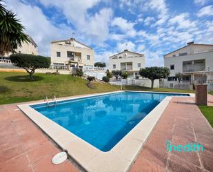 Swimming pool of Single-family semi-detached for sale in Viladecans  with Air Conditioner, Heating and Private garden
