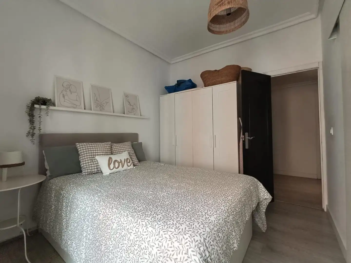 Schlafzimmer von Wohnung zum Verkauf in Córdoba mit Klimaanlage, Terrasse und Balkon