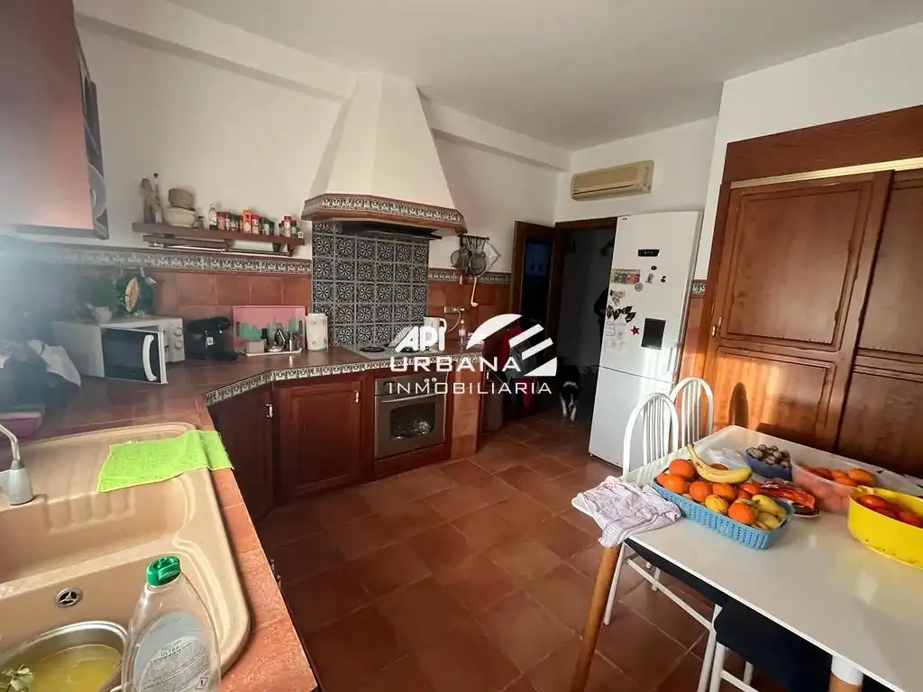 Cocina de Casa o chalet en venta en Lucena con Aire acondicionado, Jardín privado y Piscina