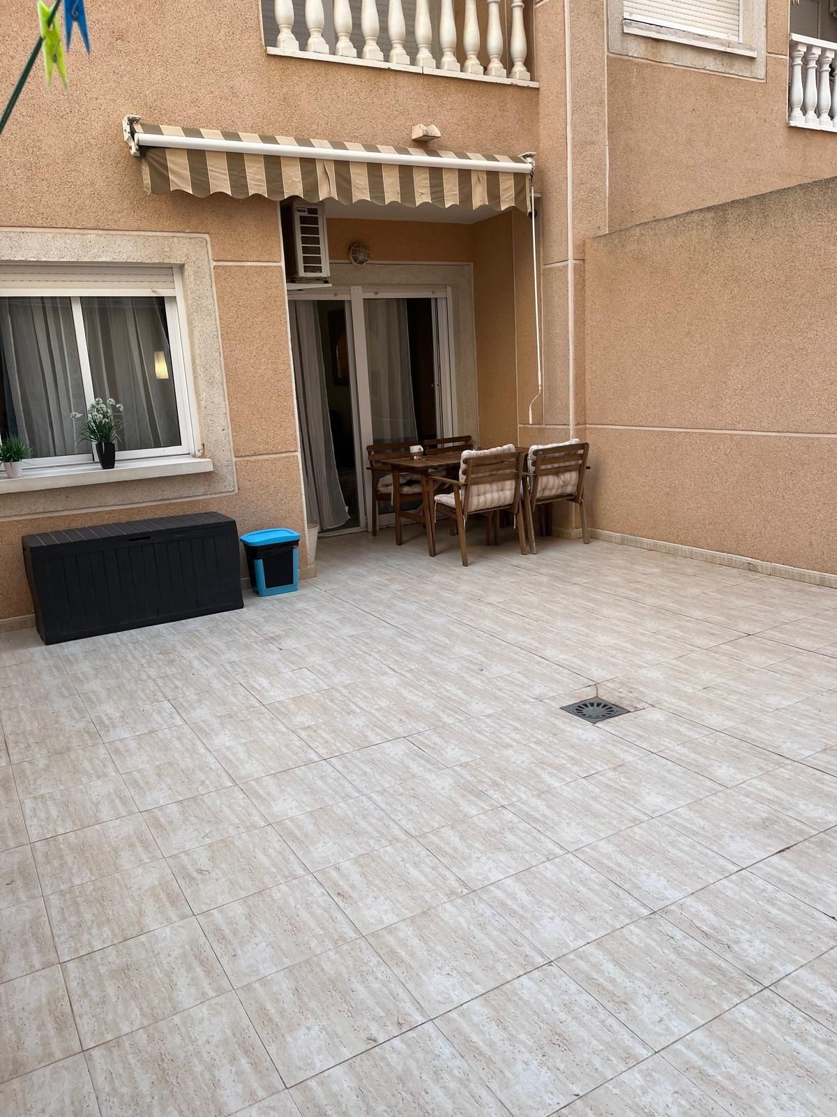 Terraza de Planta baja en venta en Torrevieja con Aire acondicionado y Terraza