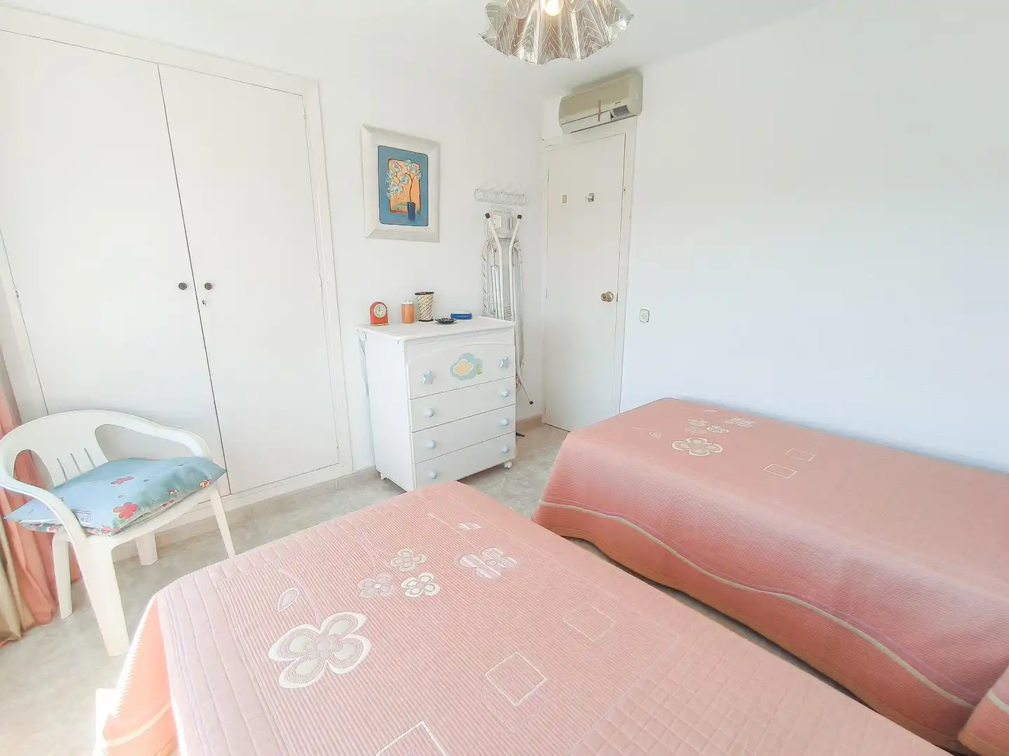 Bedroom of Flat for sale in Benidorm  with Private garden, Terrace and Furnished