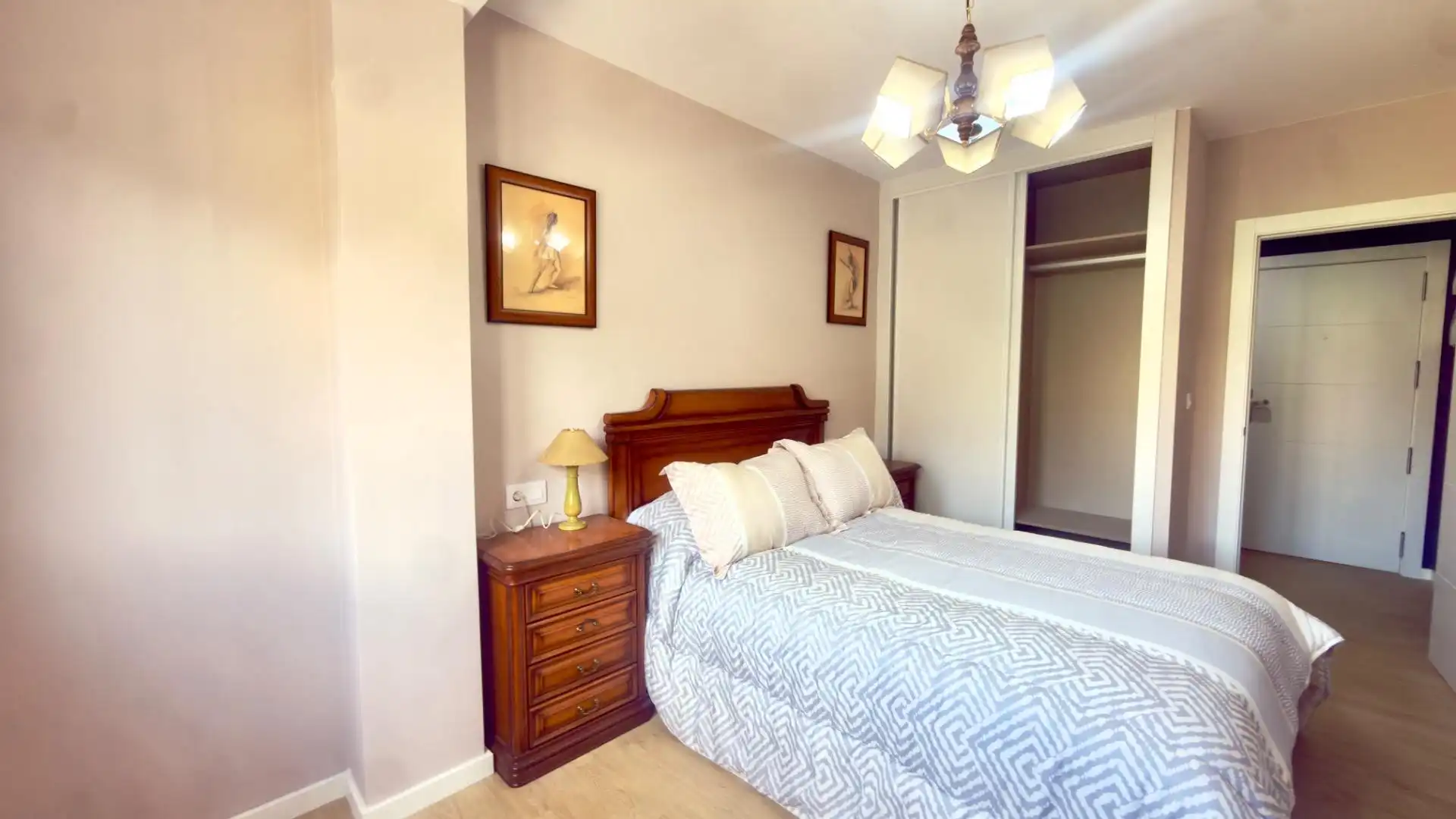 Bedroom of Flat for sale in O Carballiño    with Heating, Storage room and Furnished