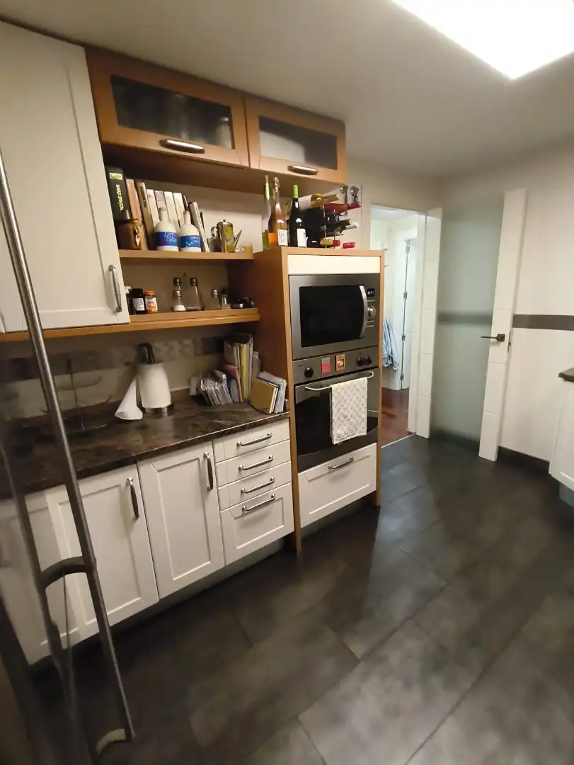 Kitchen of Flat for sale in Madrid  with Air Conditioner, Heating and Storage room