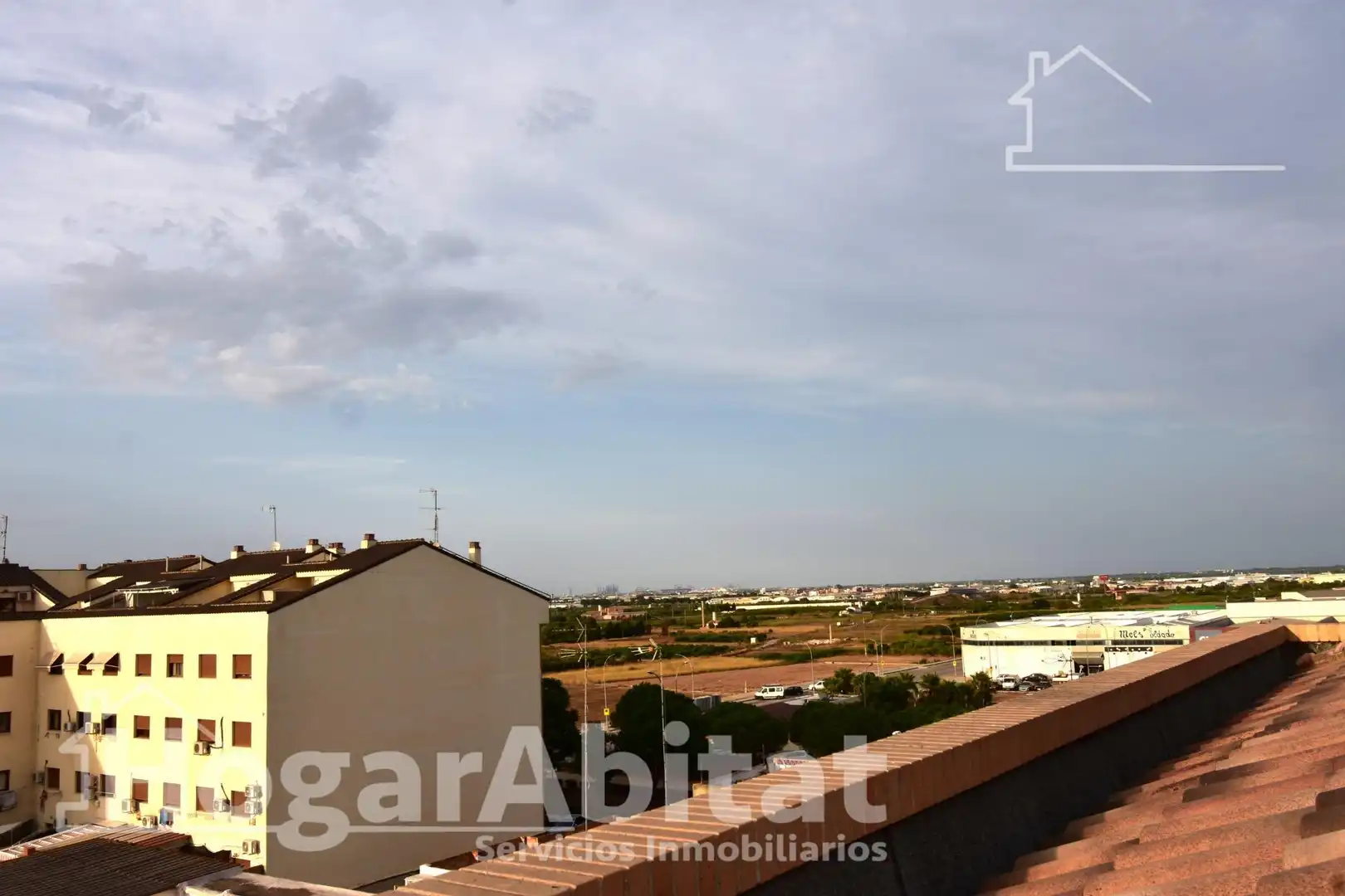 Attic for sale in Alcàsser  with Air Conditioner, Heating and Terrace
