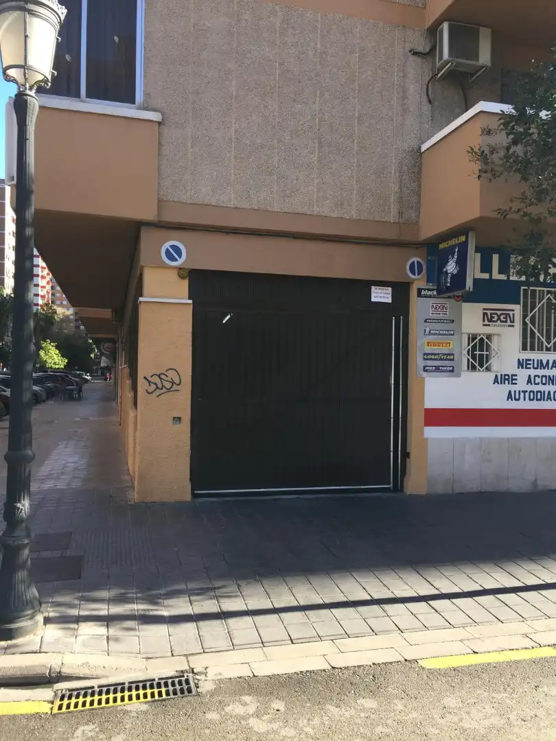 Parking de Garaje de alquiler en Valencia