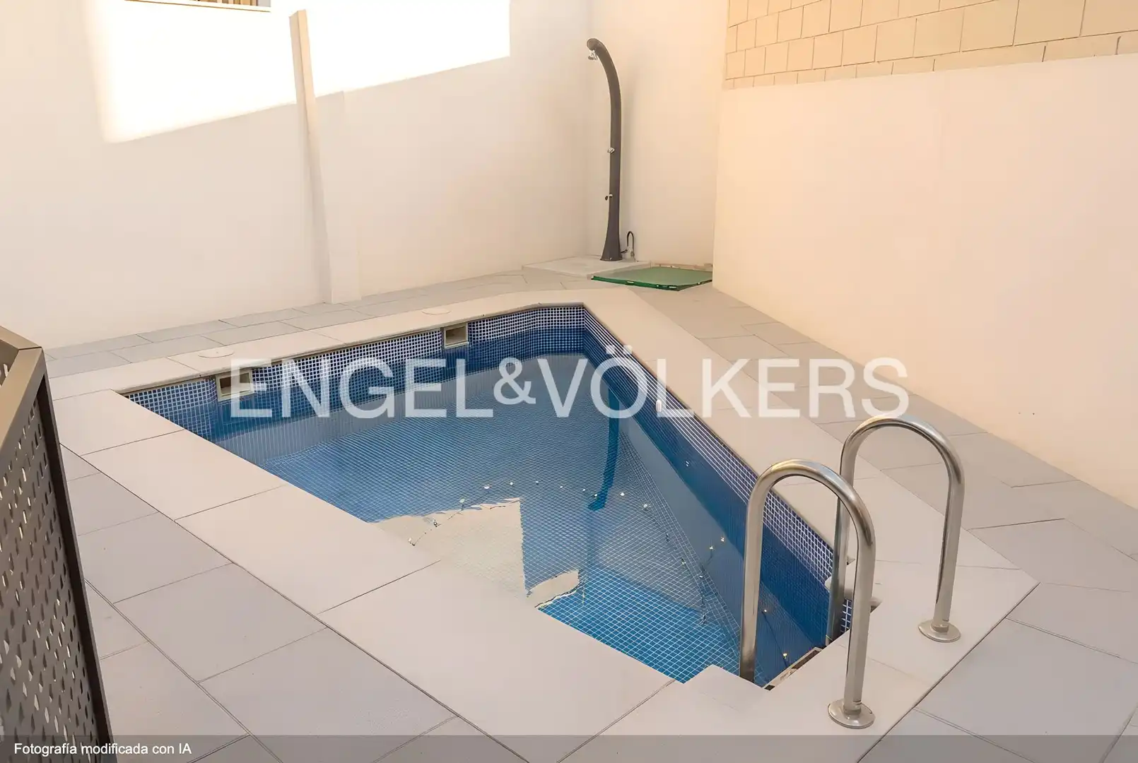 Schwimmbecken von Wohnung zur Miete in Madrid mit Klimaanlage, Heizung und Schwimmbad