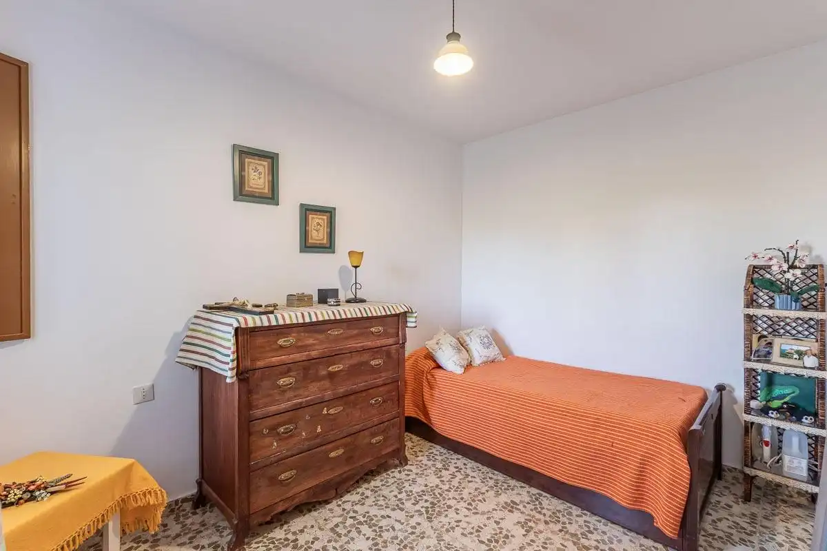 Habitación de Casa o chalet en venta en Las Gabias con Jardín privado, Terraza y Piscina