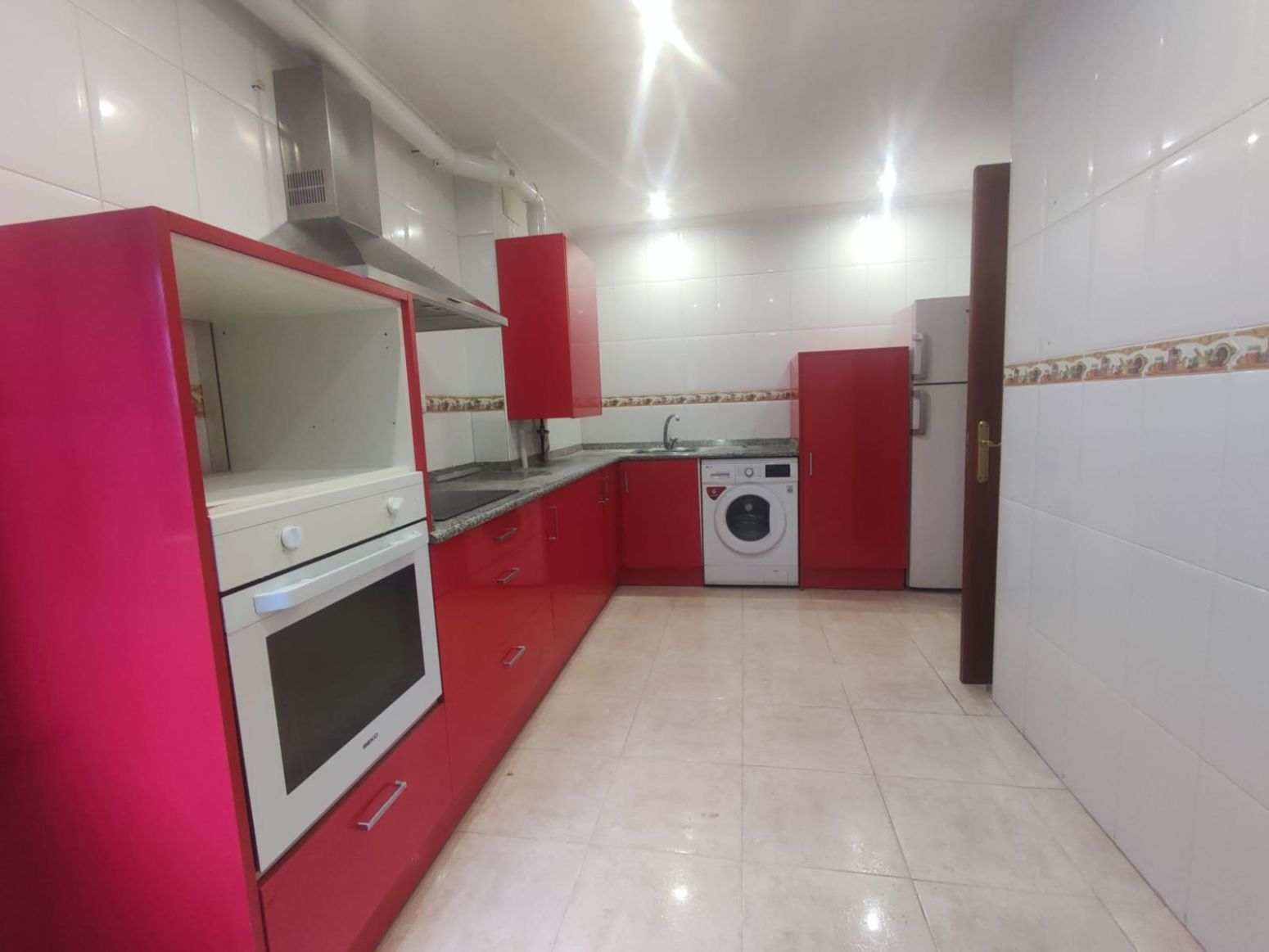 Cuina de Pis en venda en Santa María de Cayón amb Calefacció i Parquet
