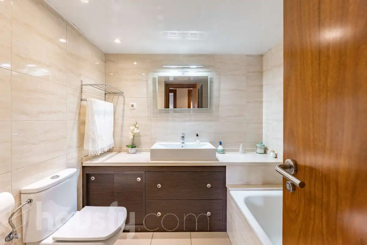 Baño de Piso en venta en Esplugues de Llobregat con Aire acondicionado, Calefacción y Parquet
