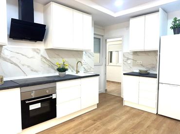 Piso con balcón en venta en Calle MANUEL PEREZ RUIZ