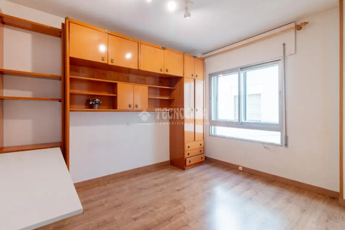 Habitación de Piso en venta en Madrid