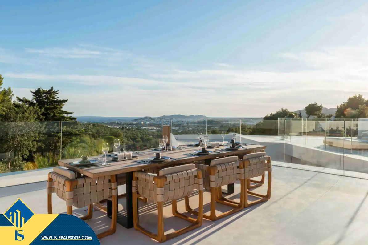 Terrassa de Casa o xalet en venda en Santa Eulària des Riu amb Aire condicionat, Calefacció i Jardí privat