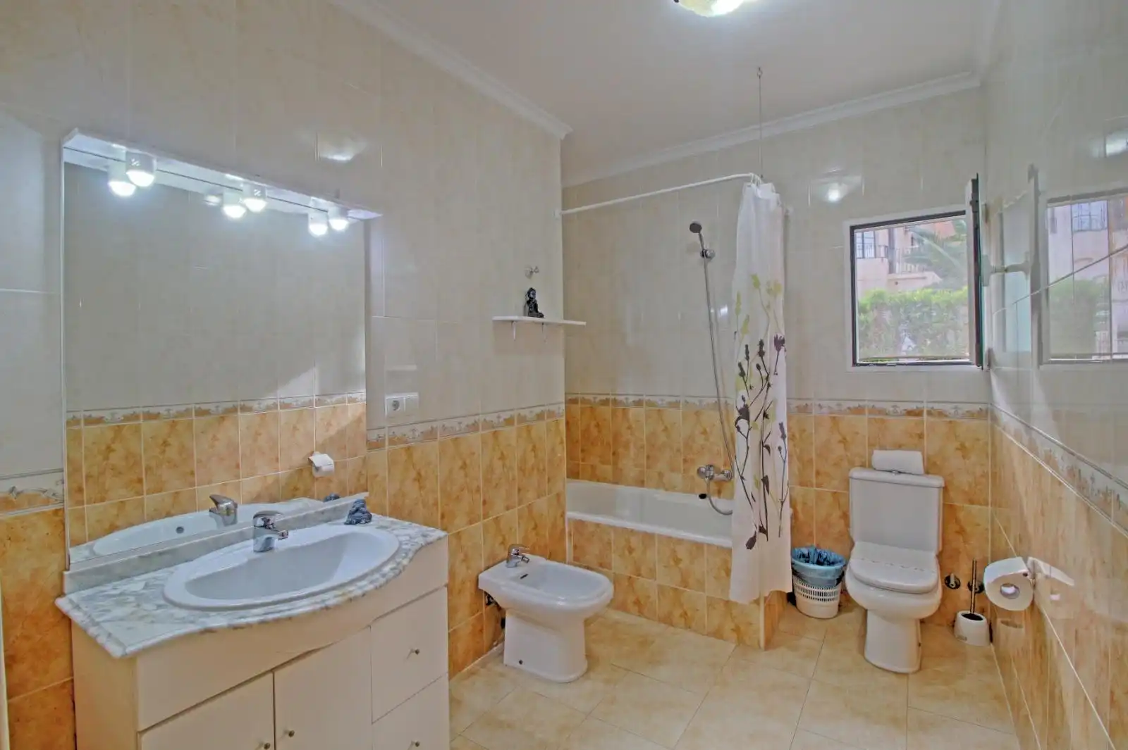 Chalet con piscina en venta en Maryvilla, imagen 21