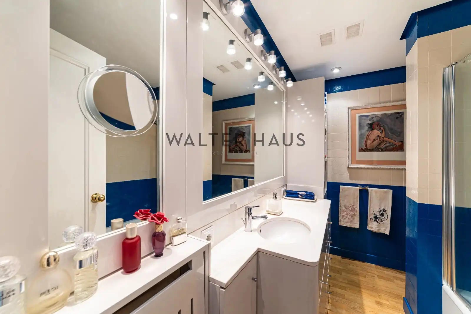 Baño de Piso en venta en Madrid con Aire acondicionado, Calefacción y Jardín privado