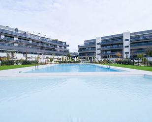 Swimming pool of Flat to rent in Sitges  with Air Conditioner, Heating and Private garden