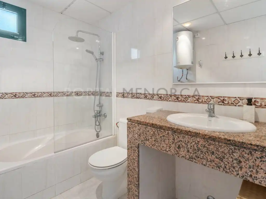 Bathroom of Apartments for sale in Ciutadella de Menorca