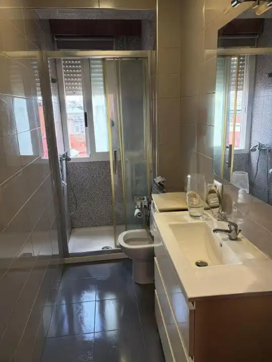 Bathroom of Apartments for sale in Vigo 