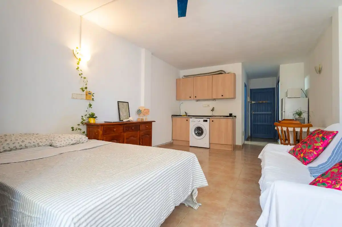 Habitación de Estudio en venta en Sant Joan de Labritja con Calefacción, Jardín privado y Piscina