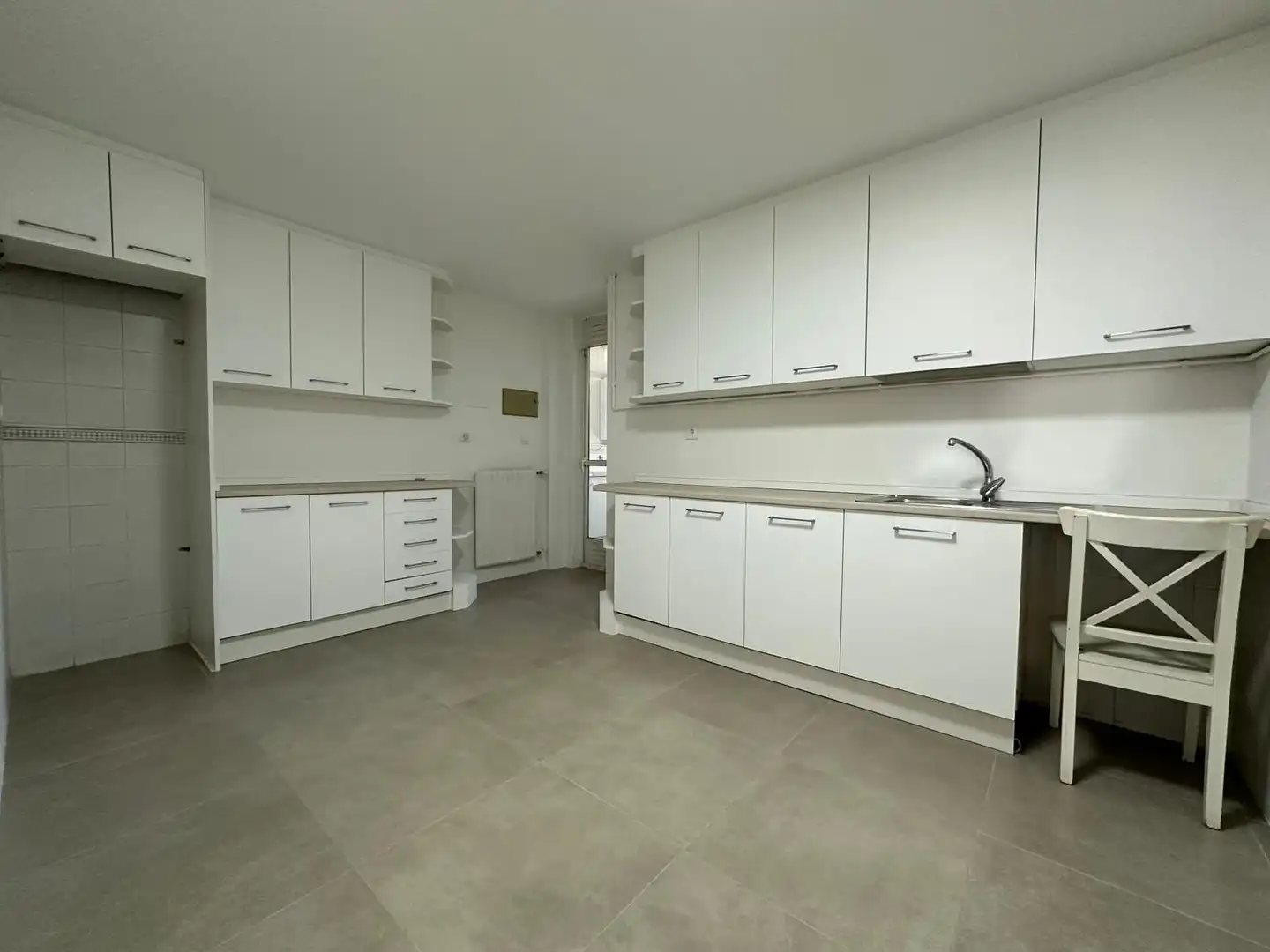 Küche von Wohnung zum Verkauf in Toledo mit Klimaanlage, Heizung und Privatgarten