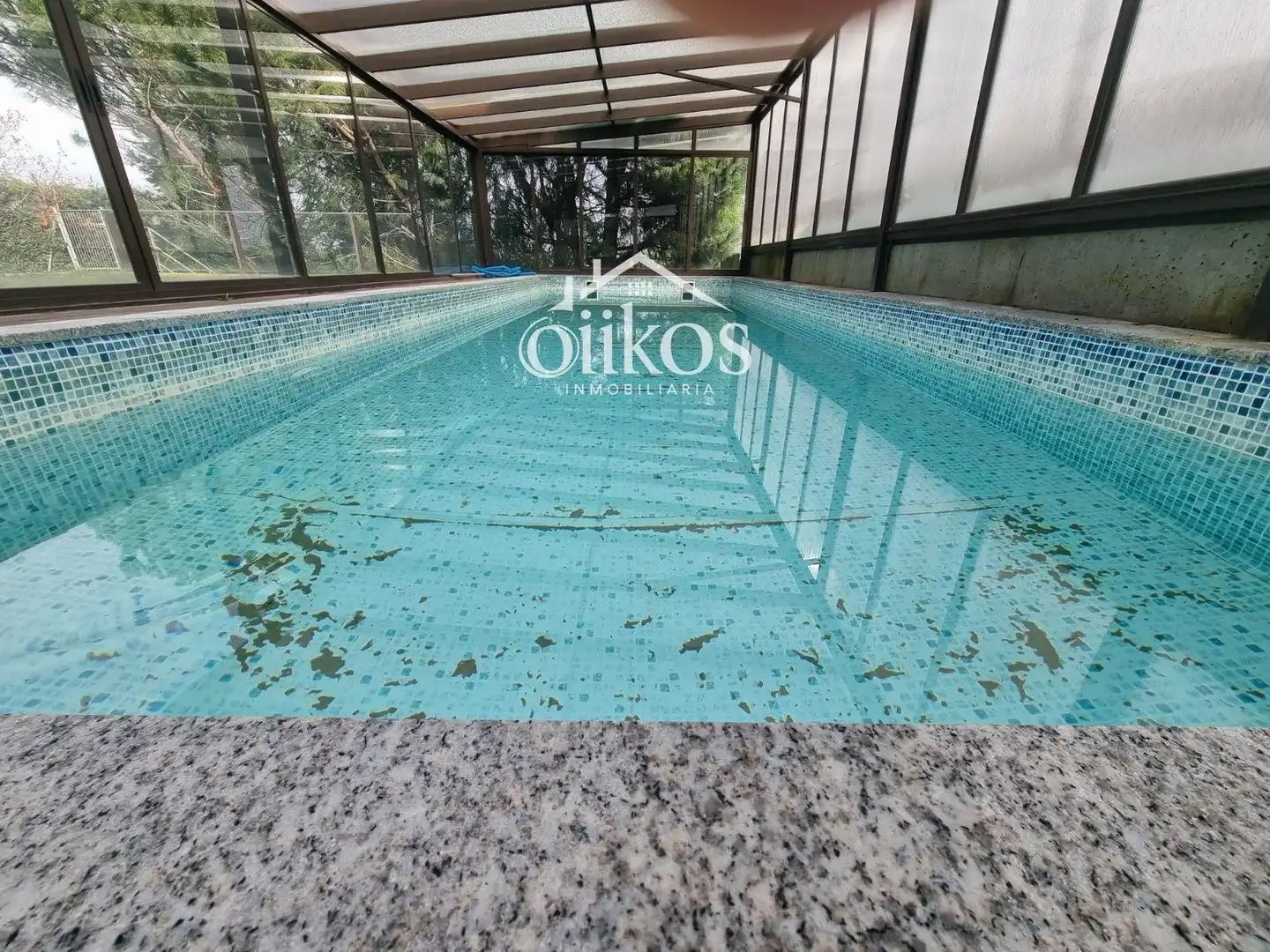 Piscina de Casa adosada en venta en Villamayor con Aire acondicionado, Calefacción y Parquet
