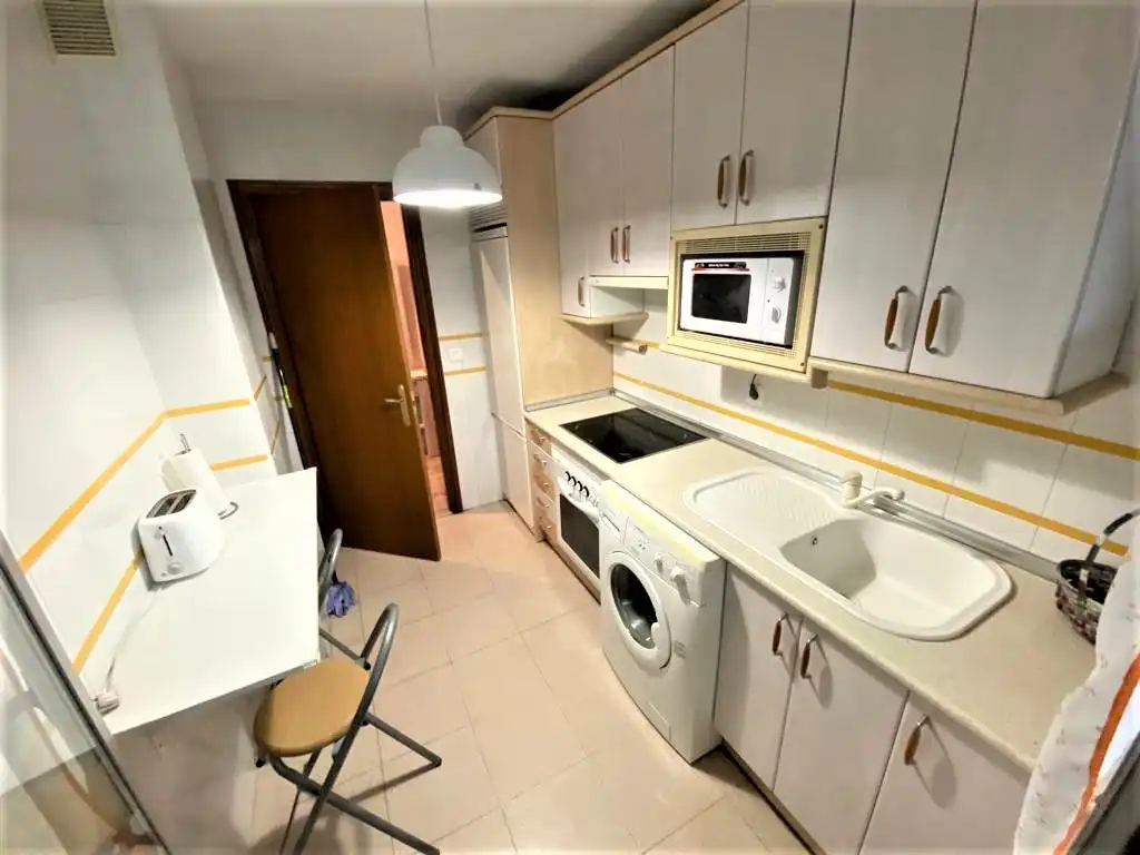 Cocina de Piso de alquiler en Cáceres con Amueblado