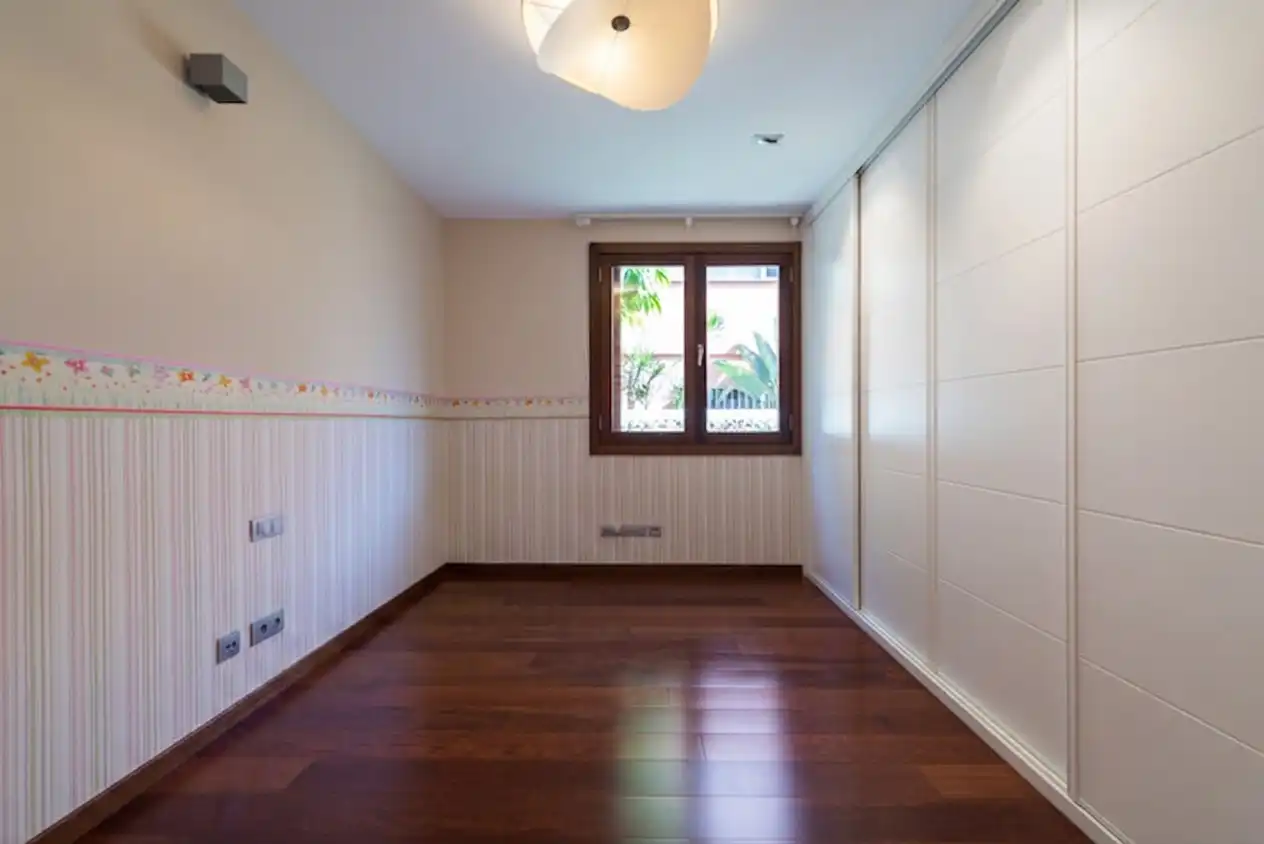 Schlafzimmer von Wohnung zur Miete in Las Palmas de Gran Canaria mit Klimaanlage und Privatgarten