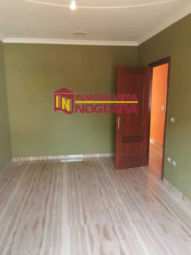 Bedroom of Houses for sale in Écija, Sevilla