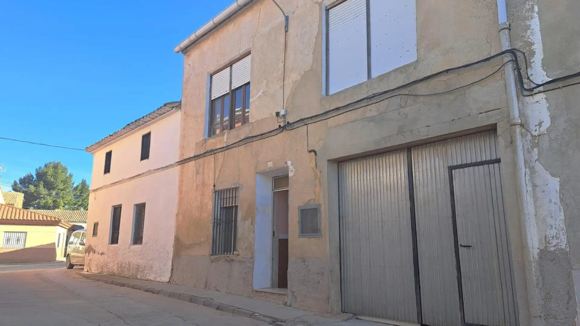 Houses for sale in Calle HUERTAS, 32, Fuenterrobles
