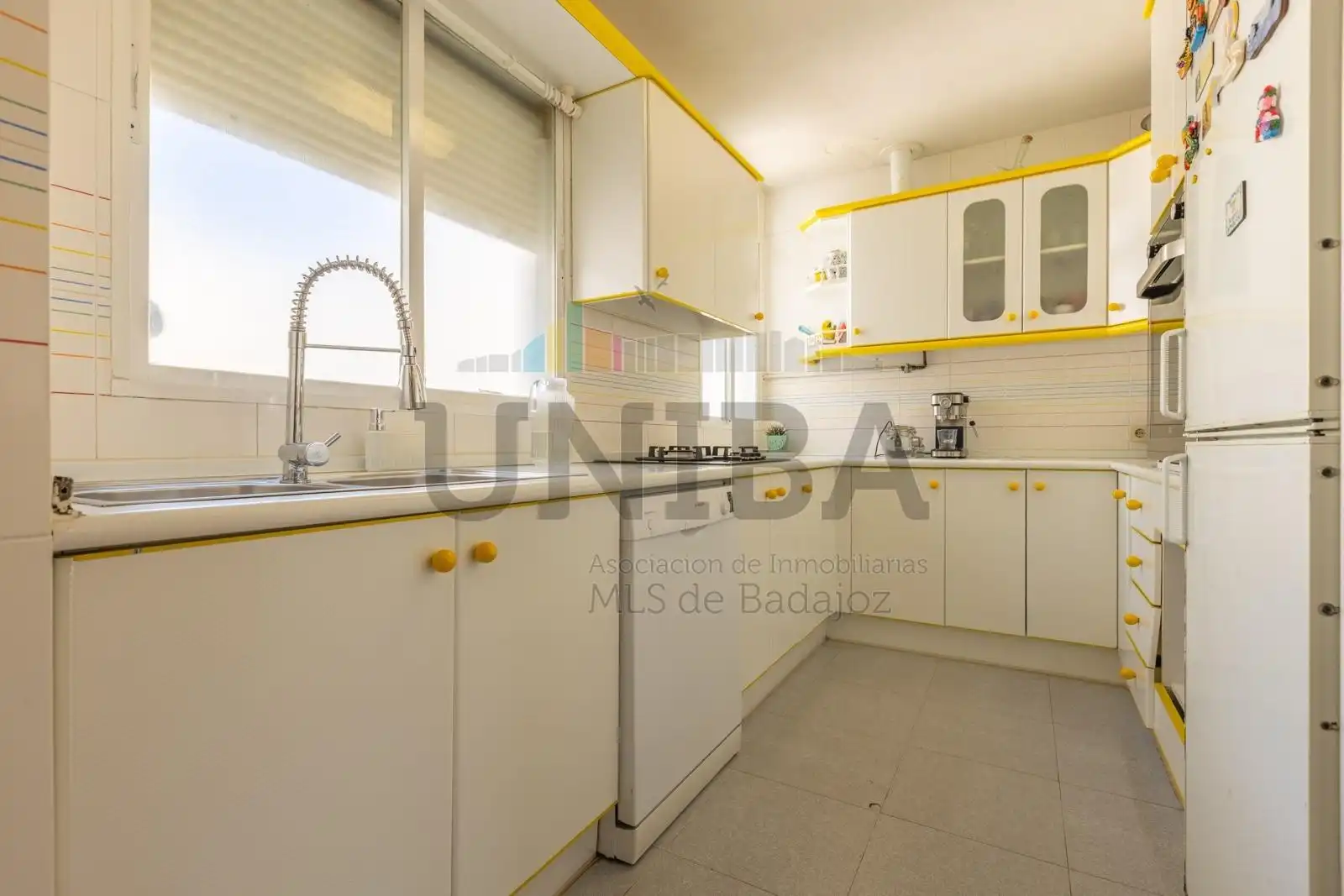 Küche von Wohnung zum Verkauf in Badajoz mit Klimaanlage, Heizung und Terrasse