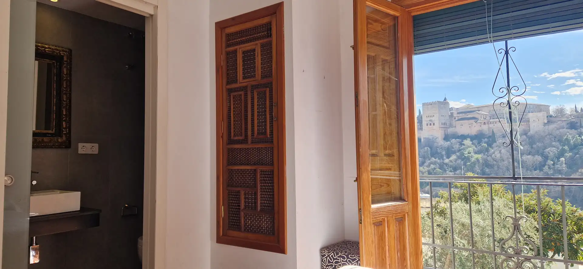 Houses for sale in Granada  with Air Conditioner, Heating and Private garden