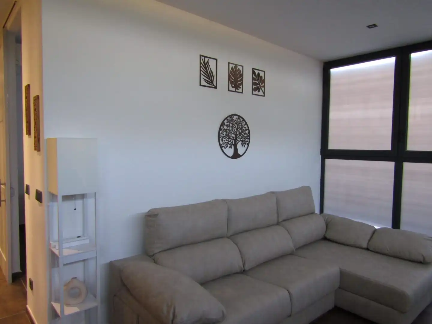 Sala d'estar de Planta baixa en venda en Villajoyosa / La Vila Joiosa amb Aire condicionat, Terrassa i Moblat