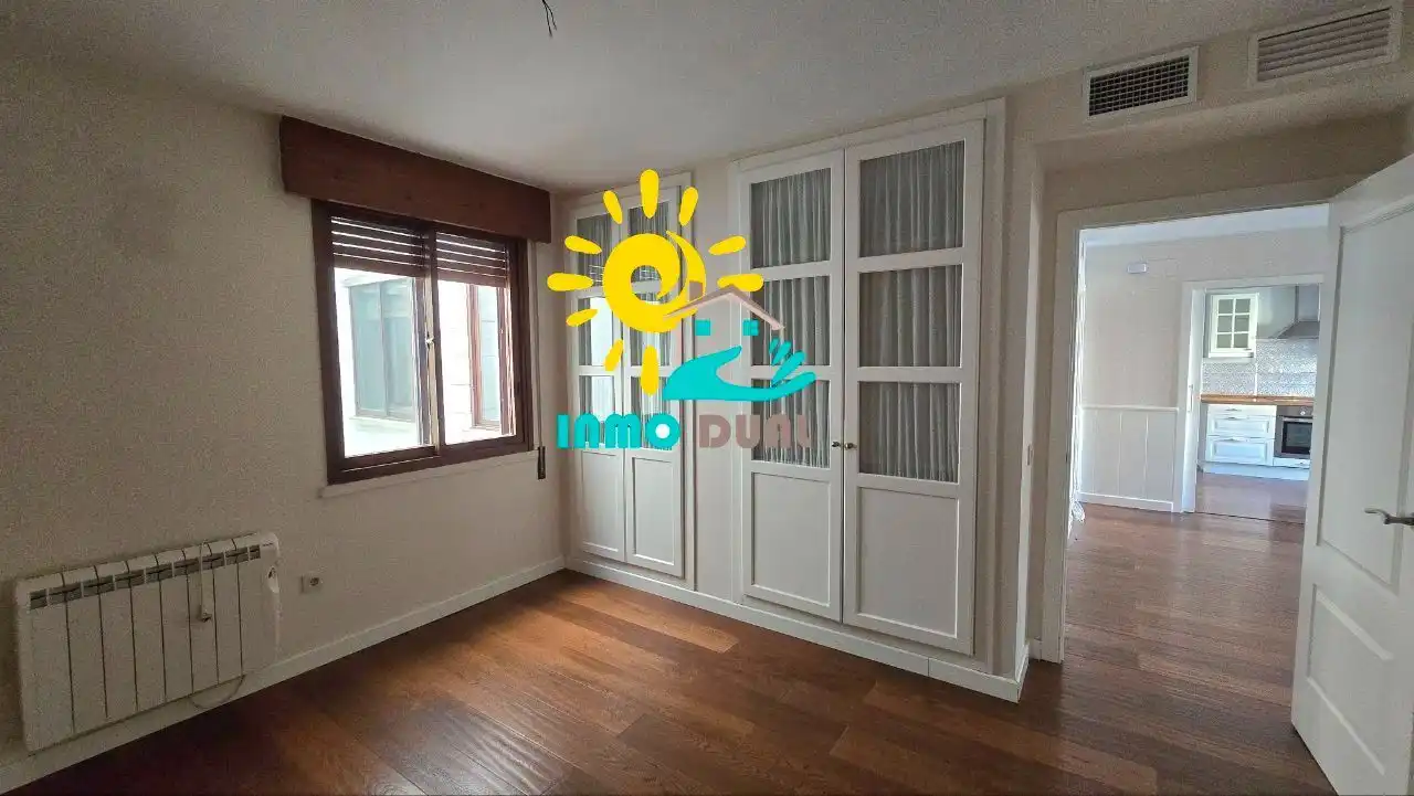 Bedroom of Flat for sale in Badajoz  with Air Conditioner, Heating and Terrace