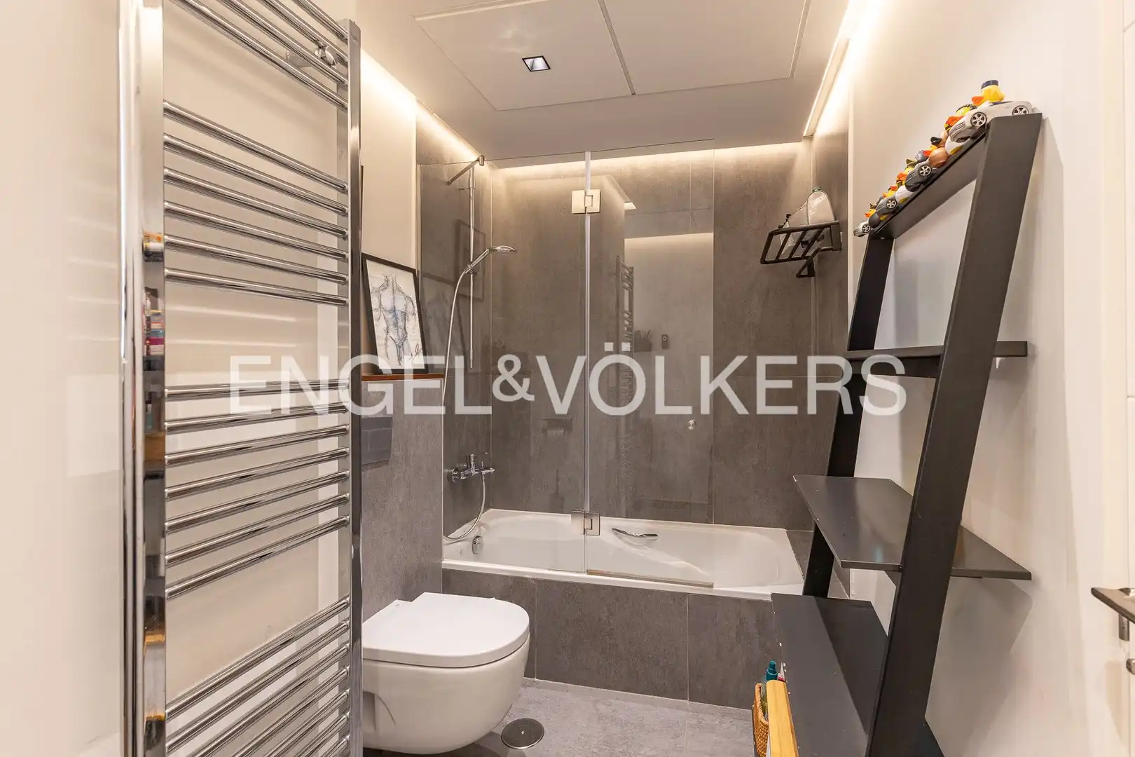Baño de Piso de alquiler en Madrid con Aire acondicionado, Calefacción y Piscina