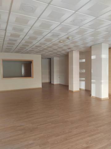 Local comercial en Alquiler en Hospital