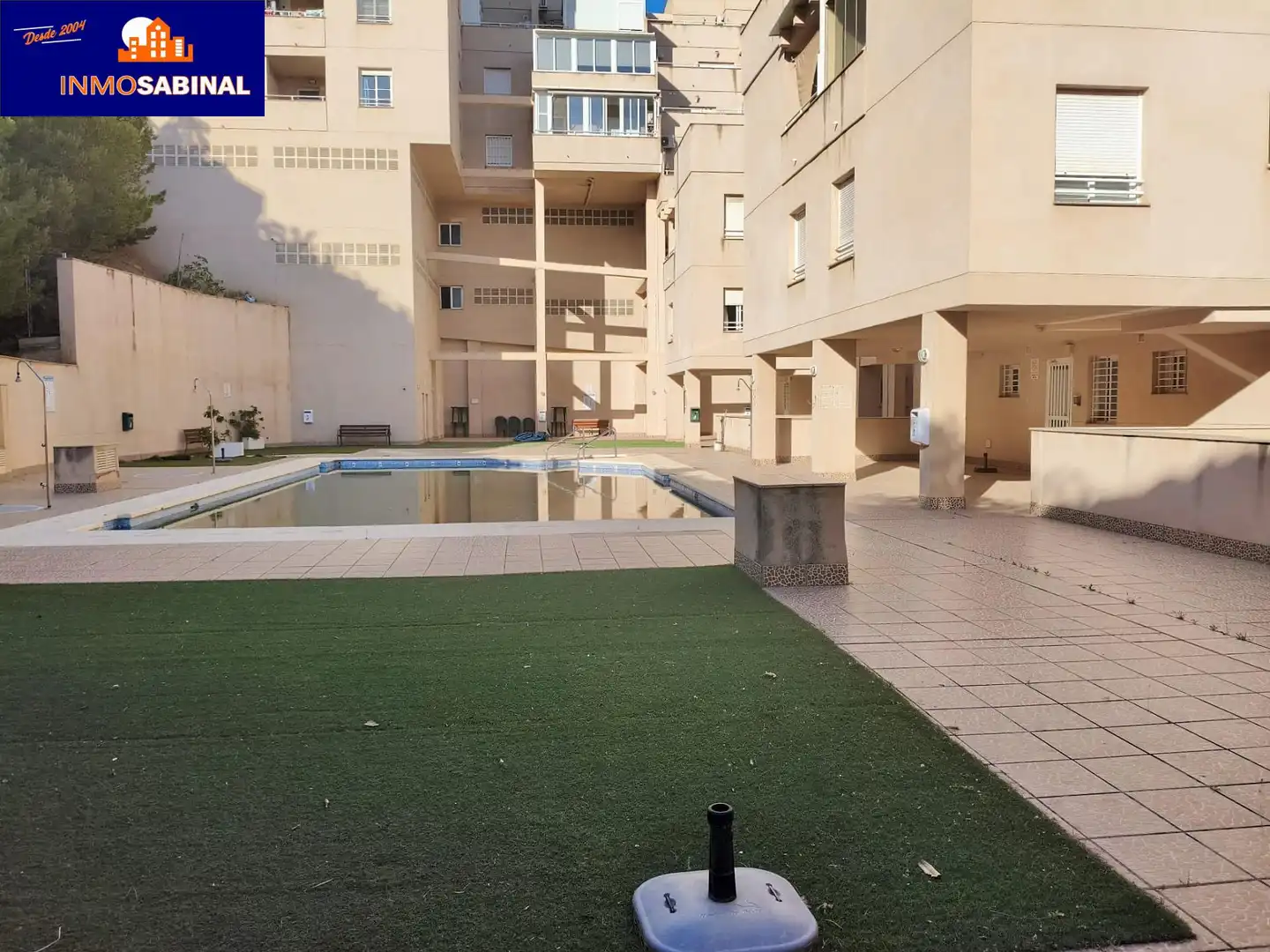 Piscina de Piso en venta en Roquetas de Mar con Aire acondicionado, Terraza y Piscina comunitaria