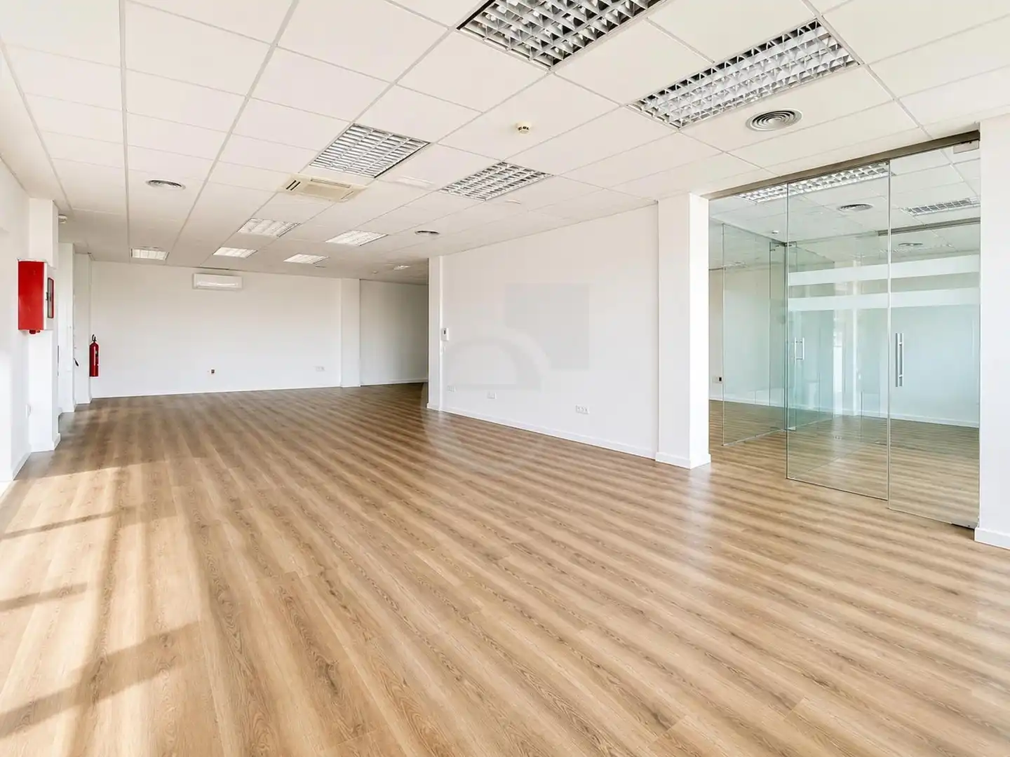 Bureau avec ascenseur à louer à Patraix, imagen 7